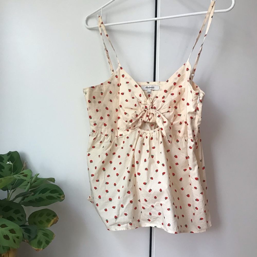 Madewell Tie-Front Keyhole Cami Top in Fresh Strawberries size 6, 100% cotton